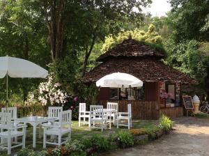 Zahrada ubytování Mae Sa Valley Garden Resort