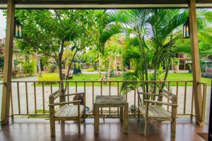 Zahrada ubytování OYO 607 Nawang Resort