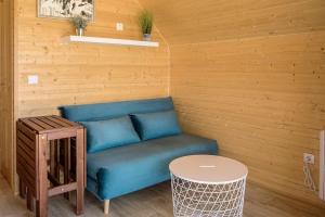 Posezení v ubytování El Arrebol Comfort Camp