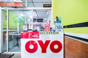 Фасад или вход в OYO 514 Ali Hostel