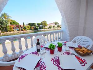 Kép Apartment Port Empuries by Interhome szállásáról Empuriabravában a galériában