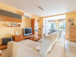 Gallery image of Holiday Home Bonica by Interhome in Empuriabrava