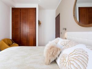 Postel nebo postele na pokoji v ubytování Apartment Las Caracolas by Interhome