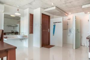 Koupelna v ubytování Wabi Sabi Boutique Hotel - SHA Extra Plus