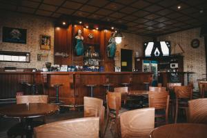 Lounge nebo bar v ubytování Hotel Druzhba