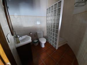 Kúpeľňa v ubytovaní Casa Rural El Caño de Abajo