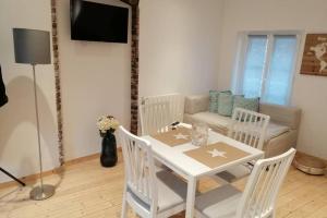 TV a/nebo společenská místnost v ubytování Maison zen et mer