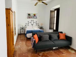 Posedenie v ubytovaní Apartamentos La Casa del Azafrán