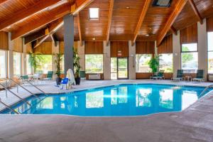 Sundlaugin á Quality Inn Plainfield - Indianapolis West eða í nágrenninu