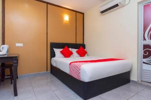 Легло или легла в стая в Super OYO 756 Muar City Hotel