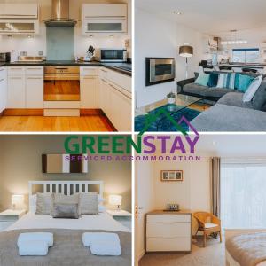 un collage di tre immagini di una cucina e di una camera da letto di "The Penthouse Newquay" by Greenstay Serviced Accommodation - Stunning 3 Bed Apt With Parking & Sun Terrace - The Perfect Choice For Families, Small Groups & Business Travellers - Newly Refurbished - Close To Beaches, Shops & Restaurants a Newquay