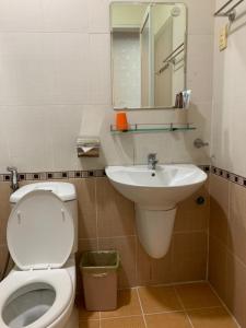 Koupelna v ubytování Hoang Yen Nhi Hotel