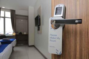 TV/trung tâm giải trí tại Smarthomm Ancol Jakarta