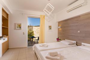 Foto de la galería de Castello Apartments en Panormos Rethymno
