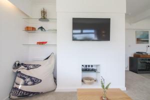 A television and/or entertainment center at Heathfield