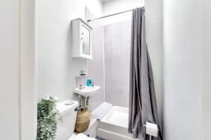 GuestReady - Cosy Top-Floor Apartment in Newington