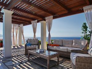 Posedenie v ubytovaní Villa Odysseus Spartia Kefalonia