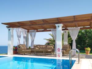 The swimming pool at or close to Villa Penelope Spartia Kefalonia