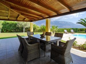 The swimming pool at or close to Villa Hephaestus Spartia Kefalonia