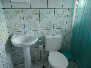 Koupelna v ubytování Apartamento Amplo C/2 Suítes em Angra dos Reis