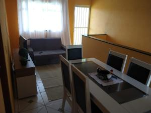 TV a/nebo společenská místnost v ubytování Apartamento Amplo C/2 Suítes em Angra dos Reis