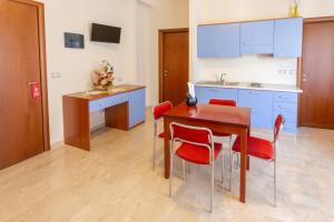 A kitchen or kitchenette at Il Viandante Catenanuova