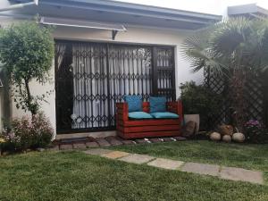 Roxy's Rest Guest House外面的花园