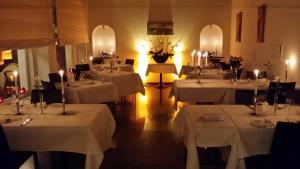 Restoran atau tempat lain untuk makan di Hotel de l' Esplanade