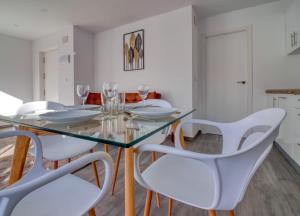 Posezení v ubytování Luxury Holiday Penthouse Pozo