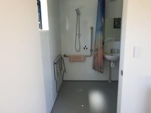 Vonios kambarys apgyvendinimo įstaigoje Wild Days Accommodation