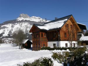 Haus Moser om vinteren