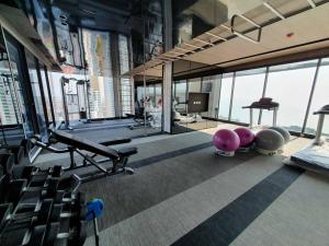 Fitness centrum a/nebo fitness zařízení v ubytování the andromeda condominium seaview