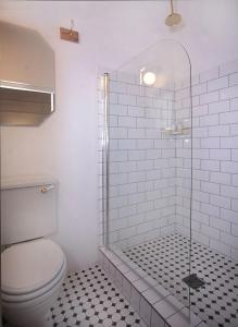 Kupatilo u objektu Onse Rus Guesthouse