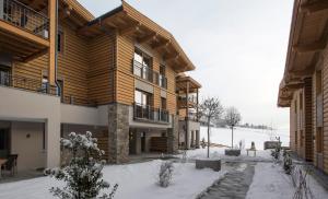 Obiekt Resort Tirol Brixen am Sonnenplateau zimą