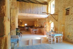 Część wypoczynkowa w obiekcie Finca Son Sureda Agroturismo