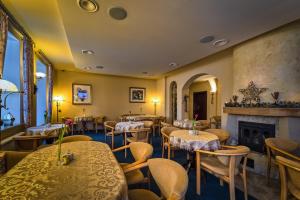 Część wypoczynkowa w obiekcie Hotel BERLINER