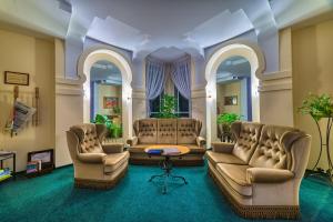 Część wypoczynkowa w obiekcie Hotel BERLINER