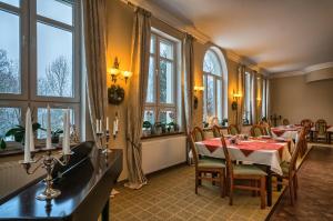 Restauracja lub miejsce do jedzenia w obiekcie Hotel BERLINER