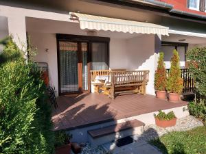 Vonkajšia záhrada v ubytovaní Apartman Őri
