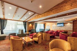 Khu vực lounge/bar tại Hotel Sport, Resort Mavrovo