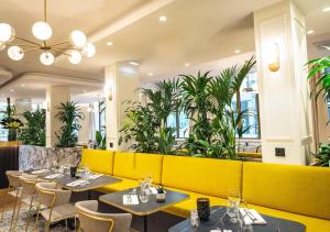 Un restaurant sau alt loc unde se poate mânca la Hotel des Vosges BW Premier Collection