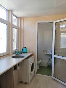 Ένα μπάνιο στο В сердце города! Дерибасовская/Соборная площадь.