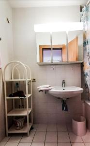 Kúpeľňa v ubytovaní Haus am Römerbad