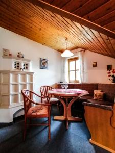 Posedenie v ubytovaní Haus am Römerbad