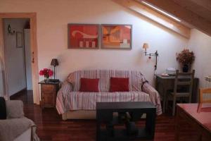 Photo de la galerie de l'établissement Bonito apartamento para 2 personas, à Castejón de Sos