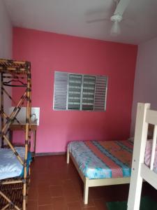 Двох'ярусне ліжко або двоярусні ліжка в номері Hostel Beira Mar