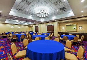 Gallery image of Clarion Hotel The Colony - Plano West in The Colony