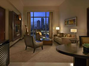 Posezení v ubytování Fairmont Makati