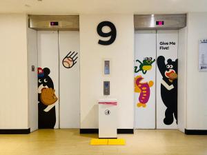 Gambar di galeri bagi Hey Bear Capsule Hotel di Taipei