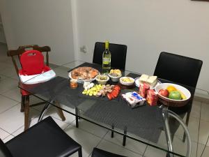 Opsi sarapan yang tersedia untuk tamu di Ocean Pearl Apartment no4